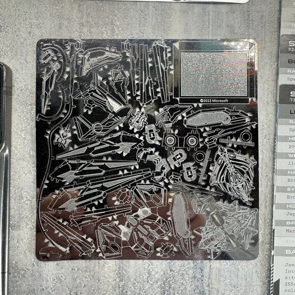 Metal Earth Halo 5 Guardian with Hardcase NO GAME Unpunched - Picture 4 of 12